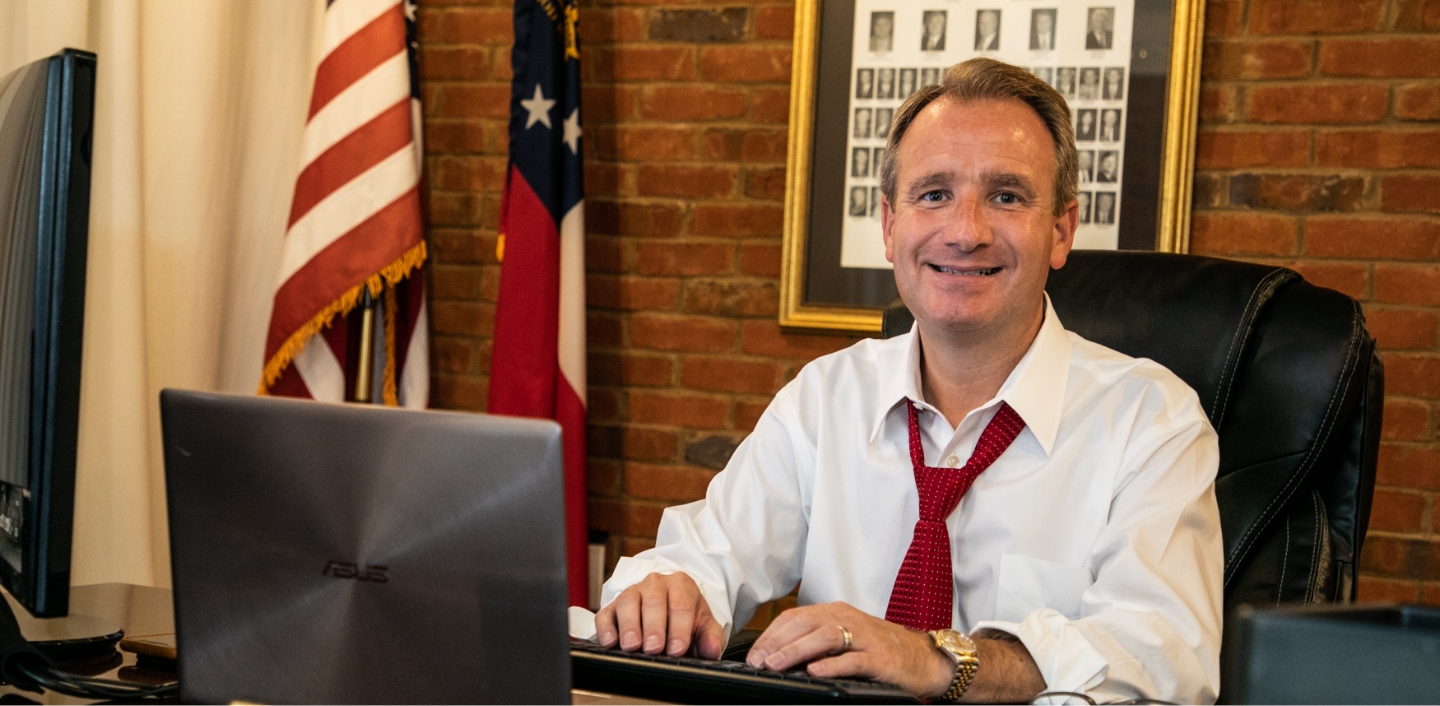 Senator Albers at desk